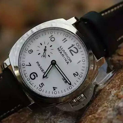 沛納海Pam499，亞洲7750自動 修改的P9000,28800vph機芯 316L不鏽鋼 白色錶帶黑牛皮錶盤-rhid-118229